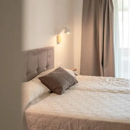 Pinelopi * Platanes (Rethymno)